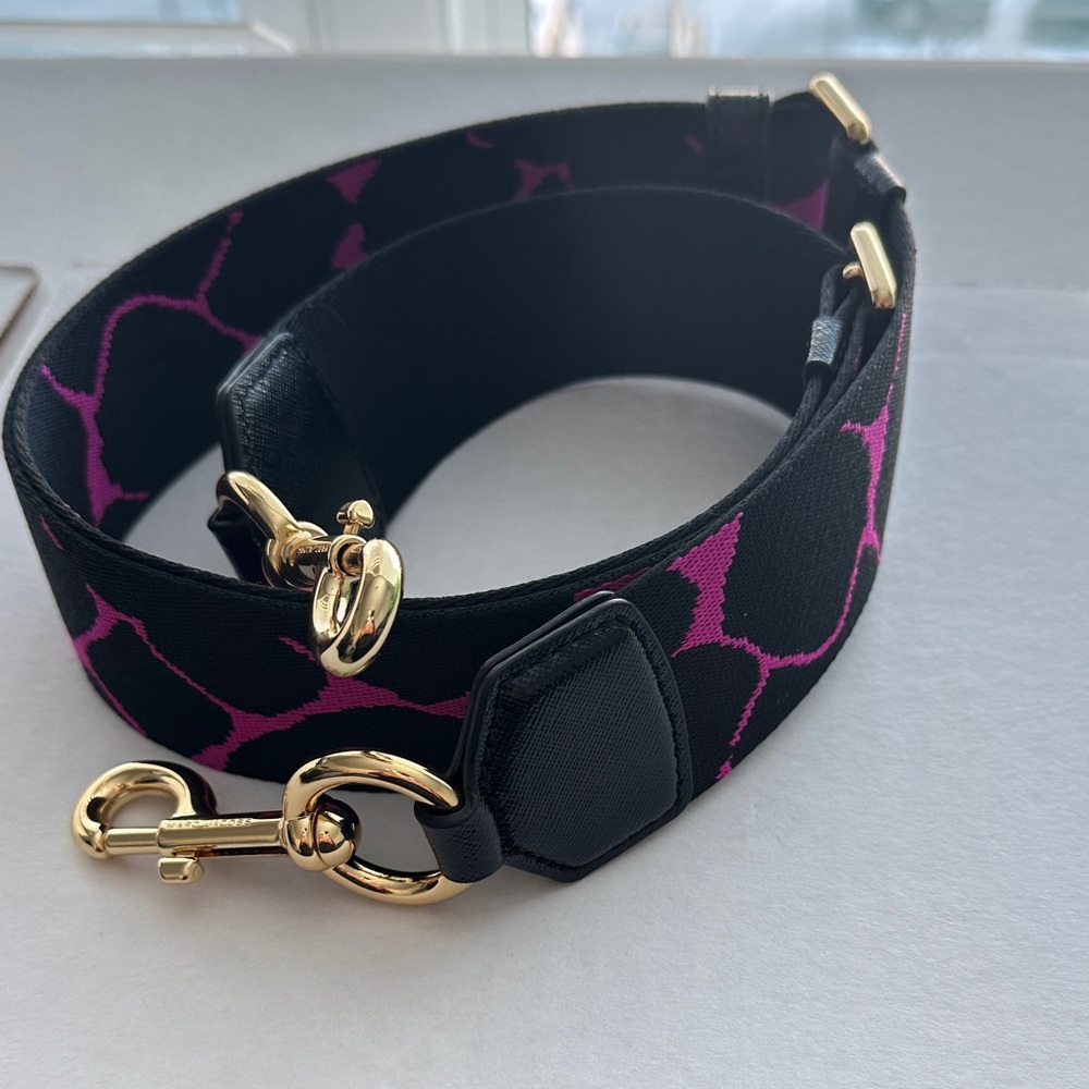 Marc Jacobs THE WOVEN WEBBING STRAP Magenta/Black NWOT